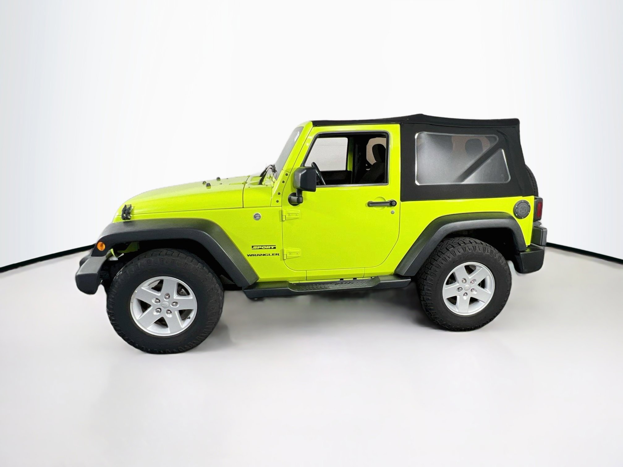 Used 2016 Jeep Wrangler Sport w/ Quick Order Package 23S AWD/4WD image 8