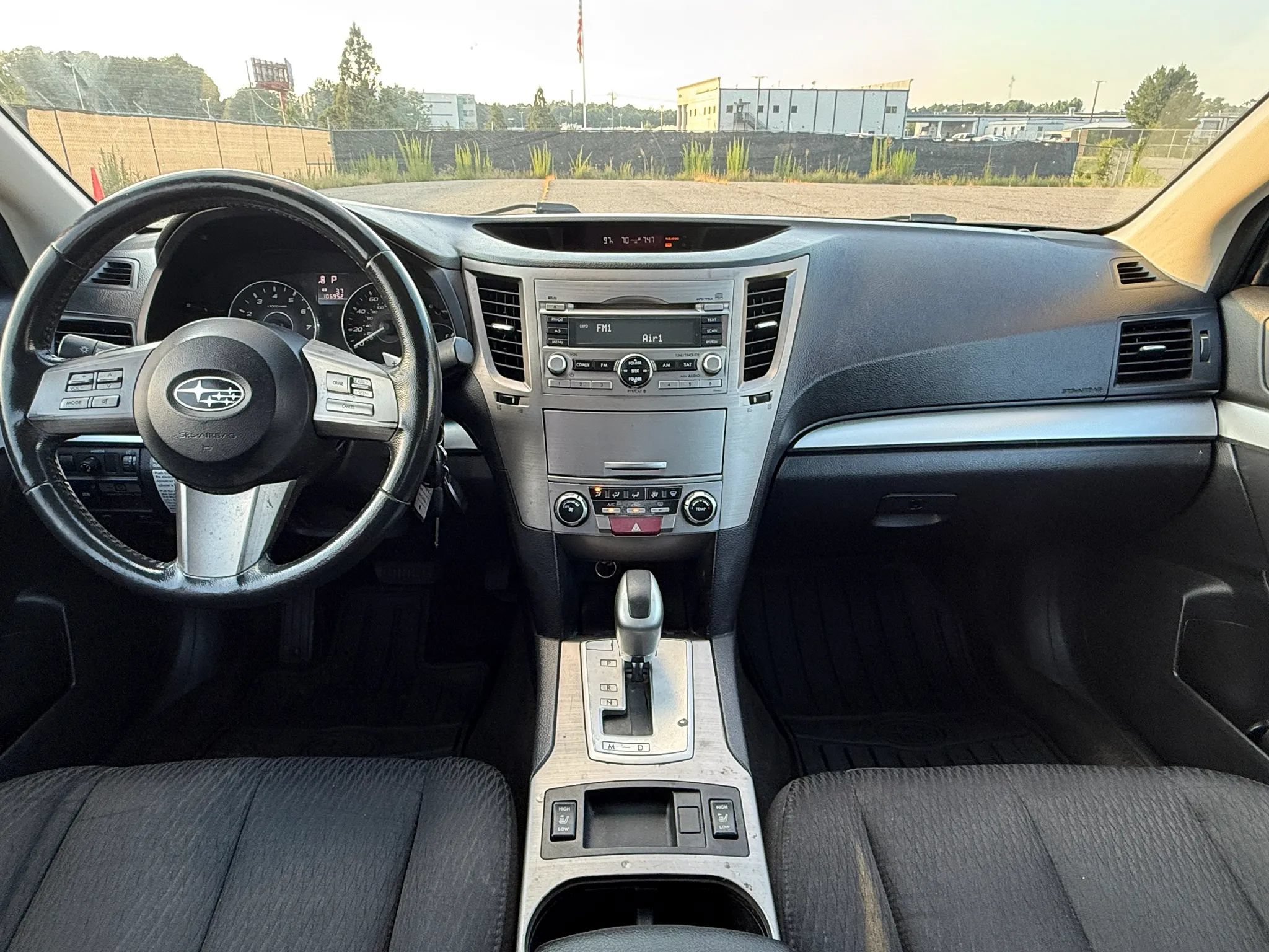 Used 2011 Subaru Legacy 2.5i Premium w/ All-Weather Pkg AWD/4WD image 3