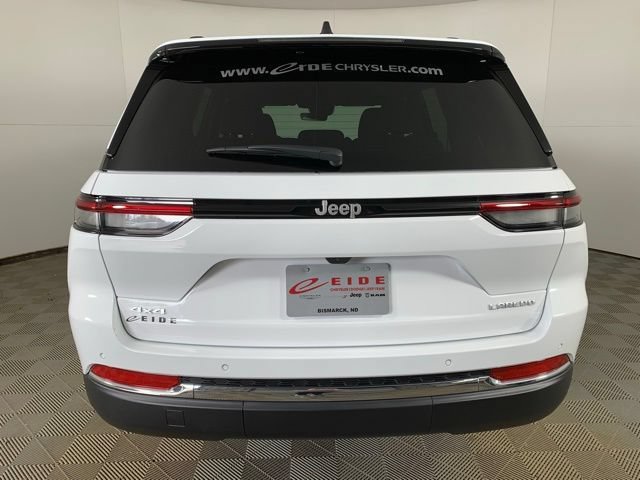 New 2026 Jeep Grand Cherokee Laredo X AWD/4WD image 3
