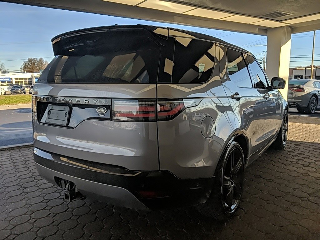 Used 2023 Land Rover Discovery HSE R-Dynamic image 5