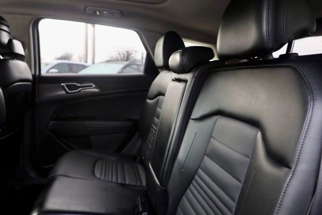 Used 2023 Kia Sportage SX image 36