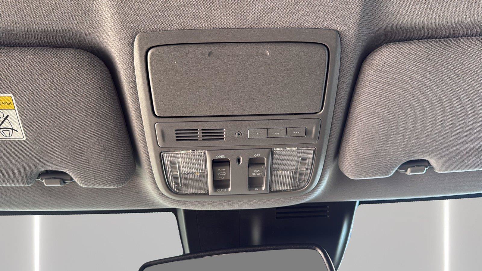 Used 2021 Honda CR-V Touring image 25