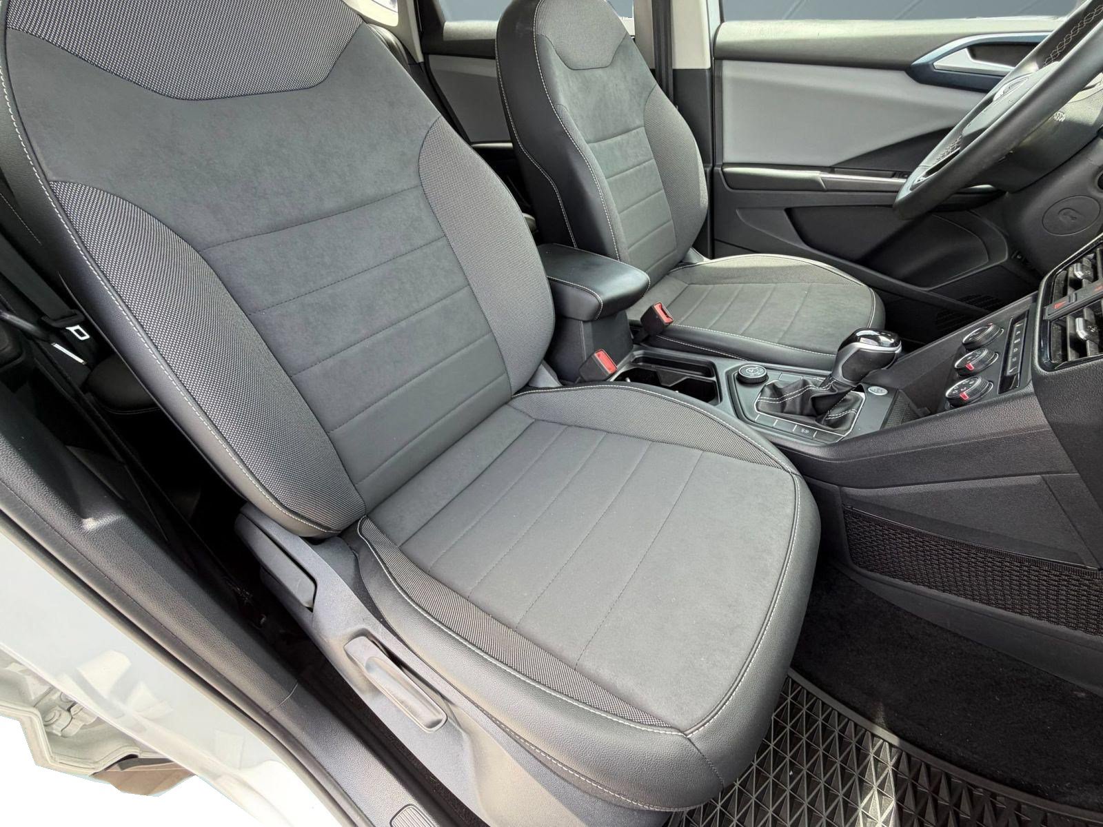 Certified 2022 Volkswagen Taos SE AWD/4WD image 22