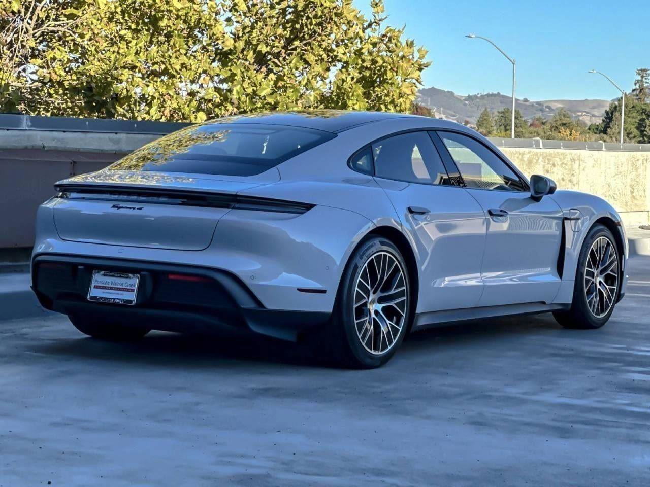 New 2025 Porsche Taycan image 69