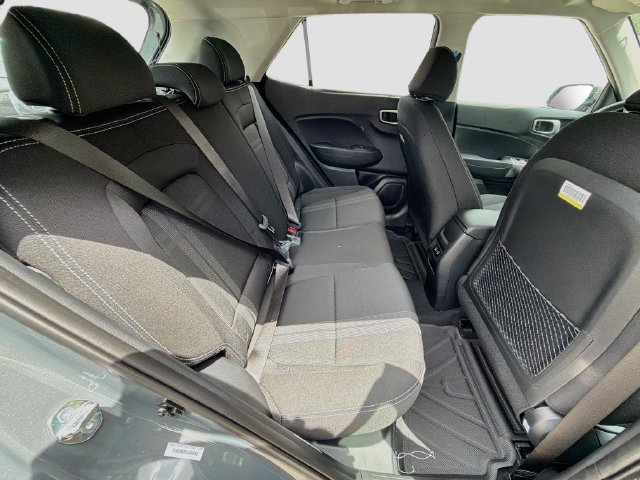 New 2026 Hyundai Venue SEL FWD image 28