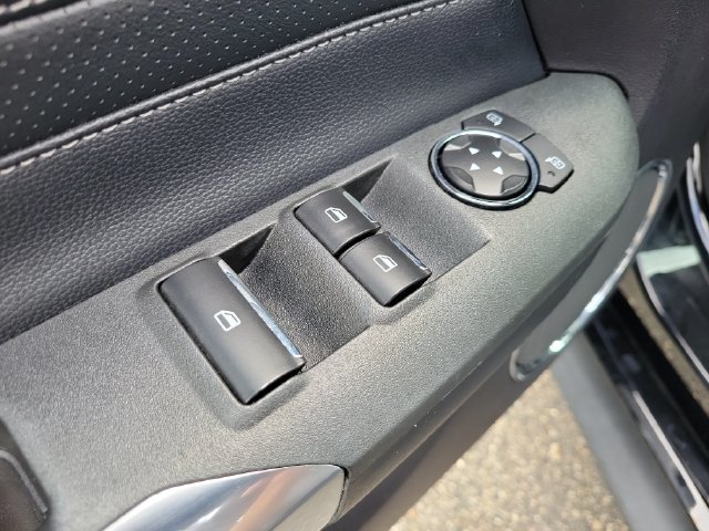 Used 2018 Ford Mustang Premium w/ Equipment Group 201A RWD image 9