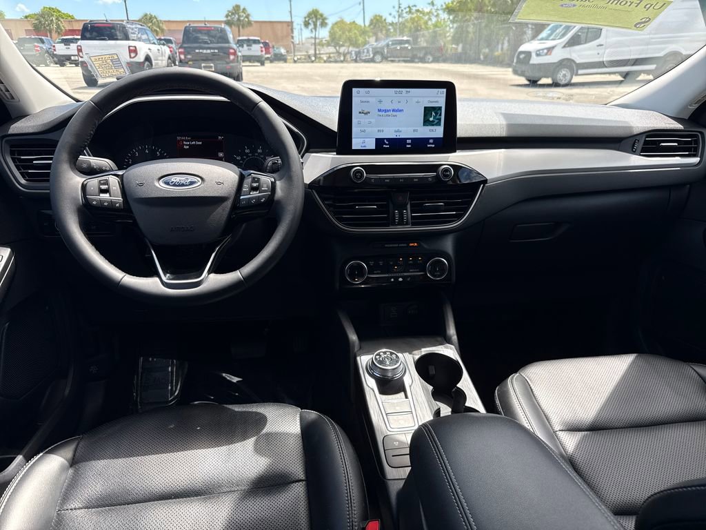 Used 2022 Ford Escape SEL FWD image 6