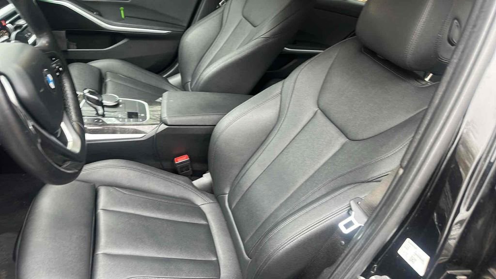 Used 2020 BMW 330i xDrive Sedan w/ Driving Assistance Package image 10