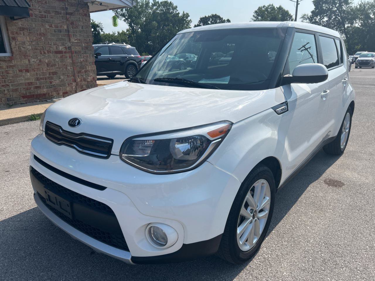 Used 2018 Kia Soul + FWD image 1
