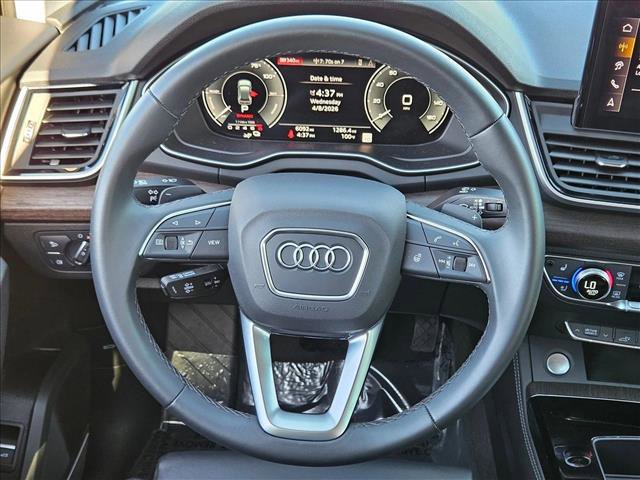 Used 2025 Audi Q5 e Premium Plus w/ Premium Plus Package image 14
