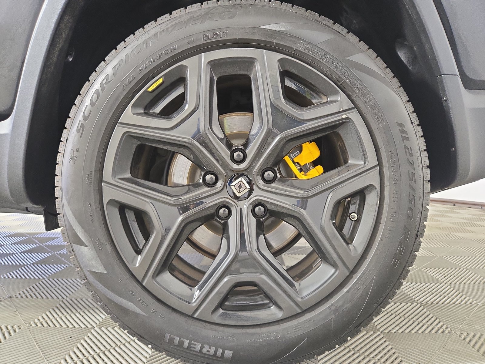 Used 2023 Rivian R1S Adventure Quad AWD/4WD image 10