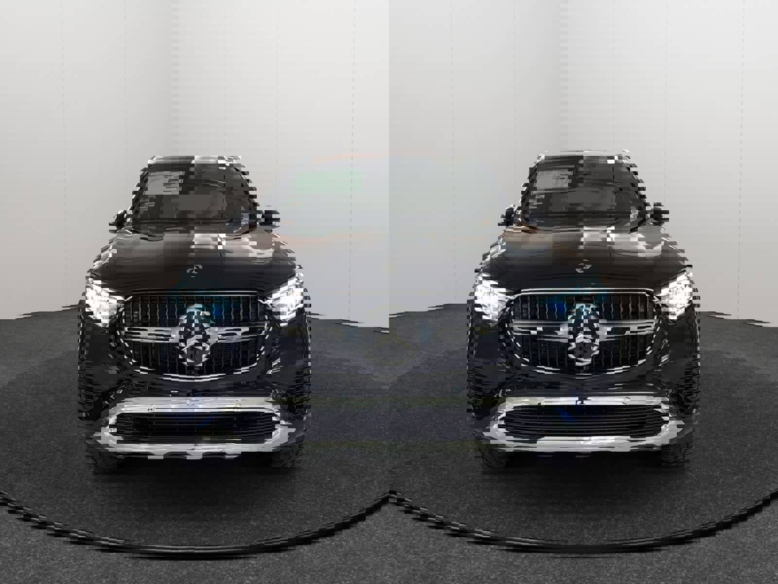 New 2026 Mercedes-Benz GLC 300 4MATIC image 2