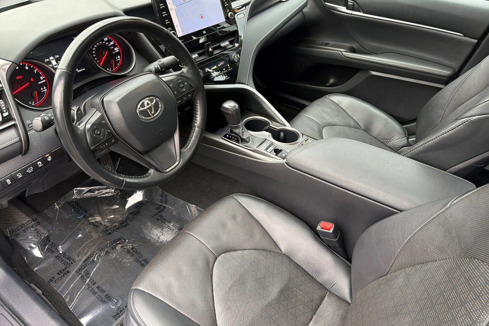 Used 2024 Toyota Camry XSE w/ Navigation Package image 10