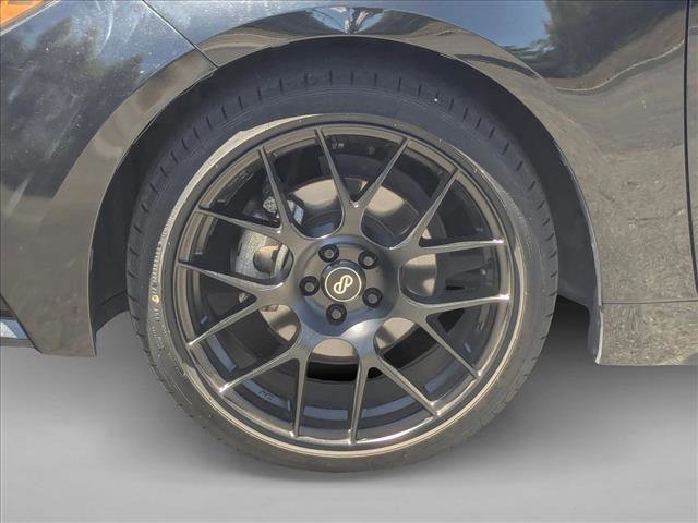 Used 2021 Toyota Corolla LE w/ Carpet Mat Package (TMS) FWD image 23
