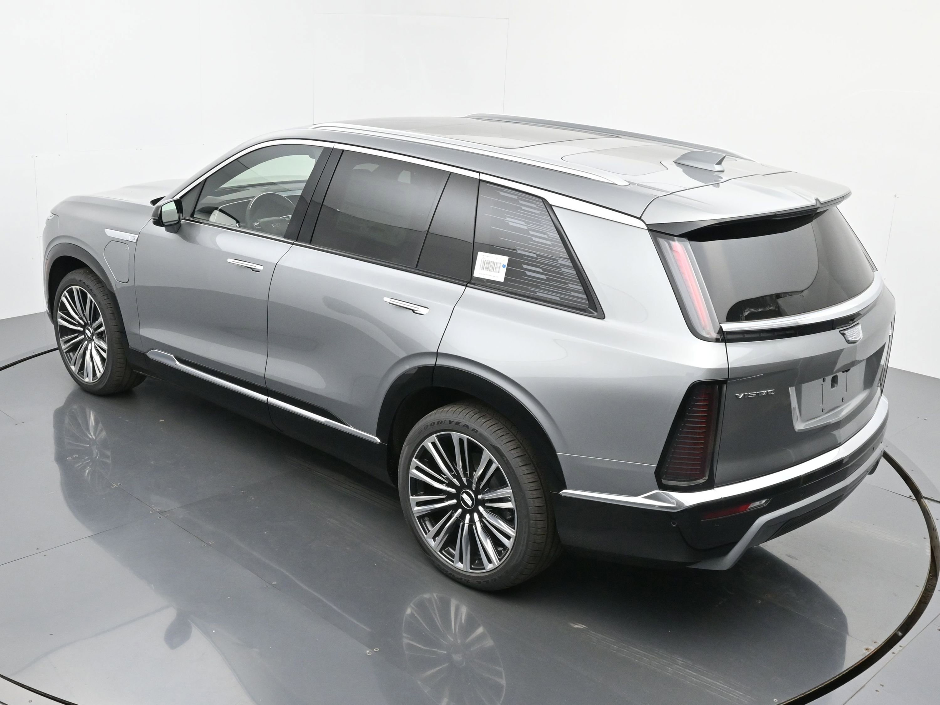 New 2026 Cadillac Vistiq Premium Luxury w/ LPO, Floor Liner Package image 25