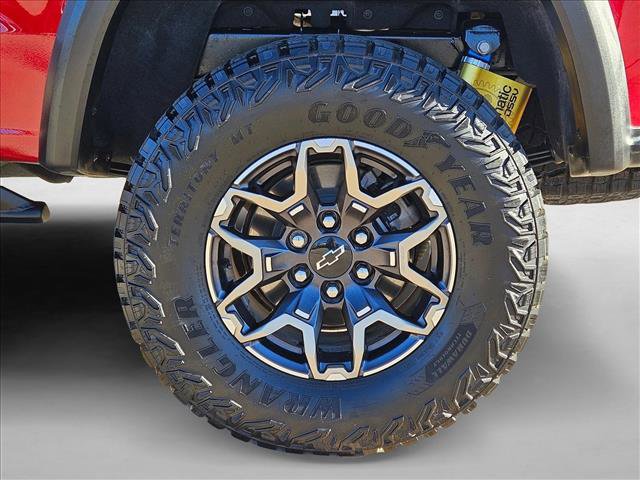 Used 2024 Chevrolet Colorado ZR2 w/ Safety Package image 24