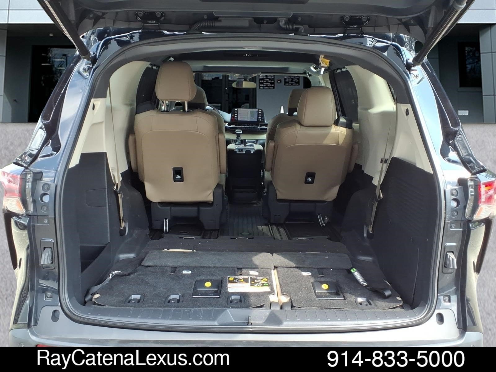 Used 2021 Toyota Sienna XLE w/ XLE Plus Package AWD/4WD image 20