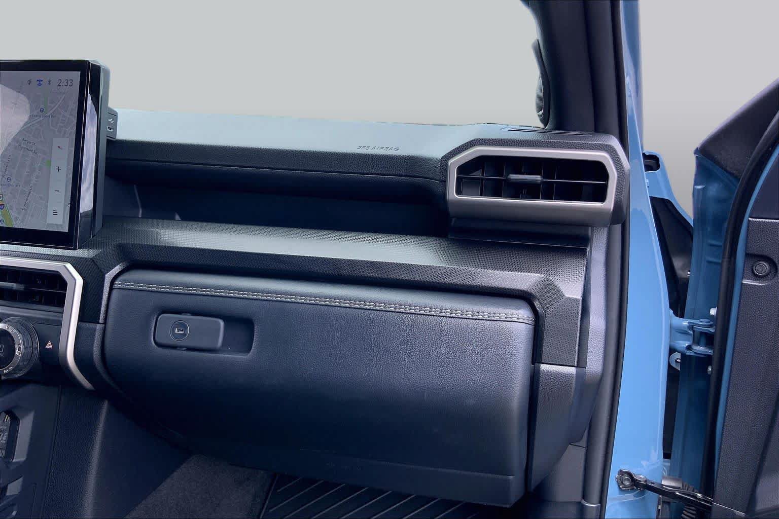 Used 2025 Toyota 4Runner Limited AWD/4WD image 18