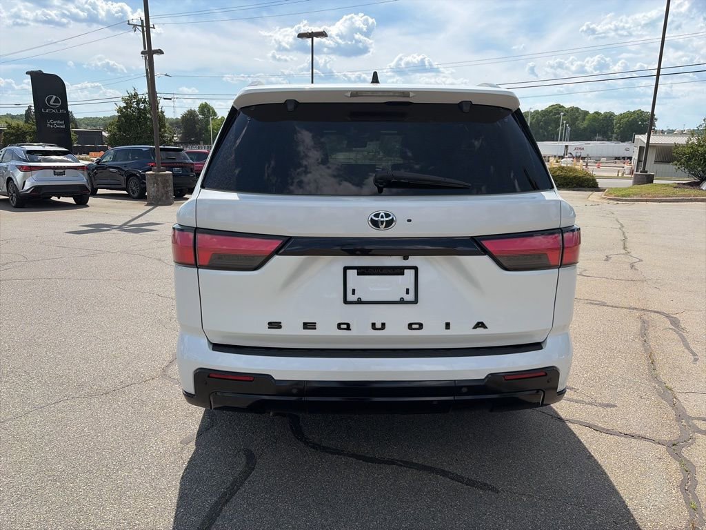 Used 2023 Toyota Sequoia Platinum image 3