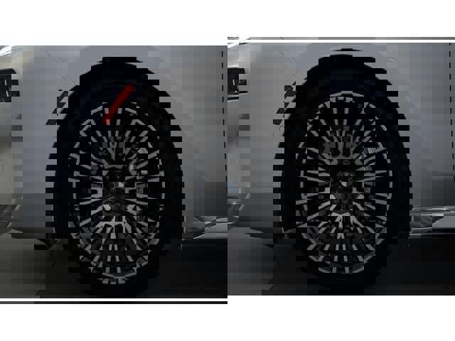 New 2025 BMW i7 eDrive50 w/ Executive Package image 7