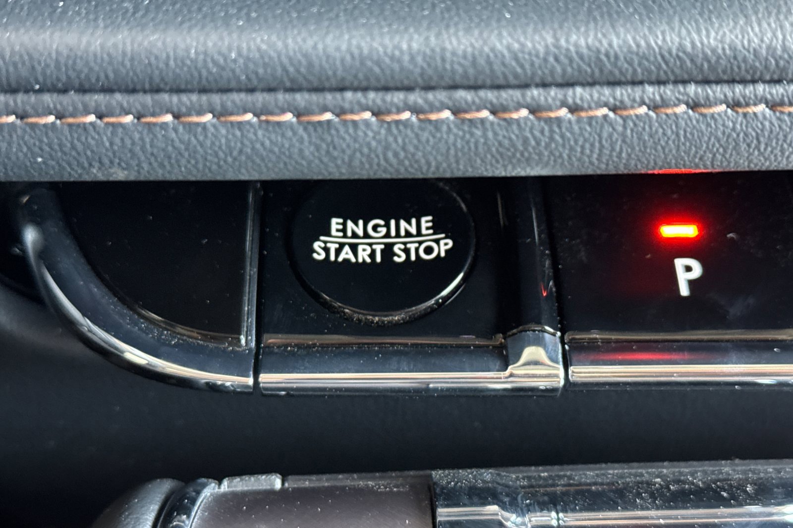 New 2025 Lincoln Aviator 2WD w/ Equipment Group 101A image 23