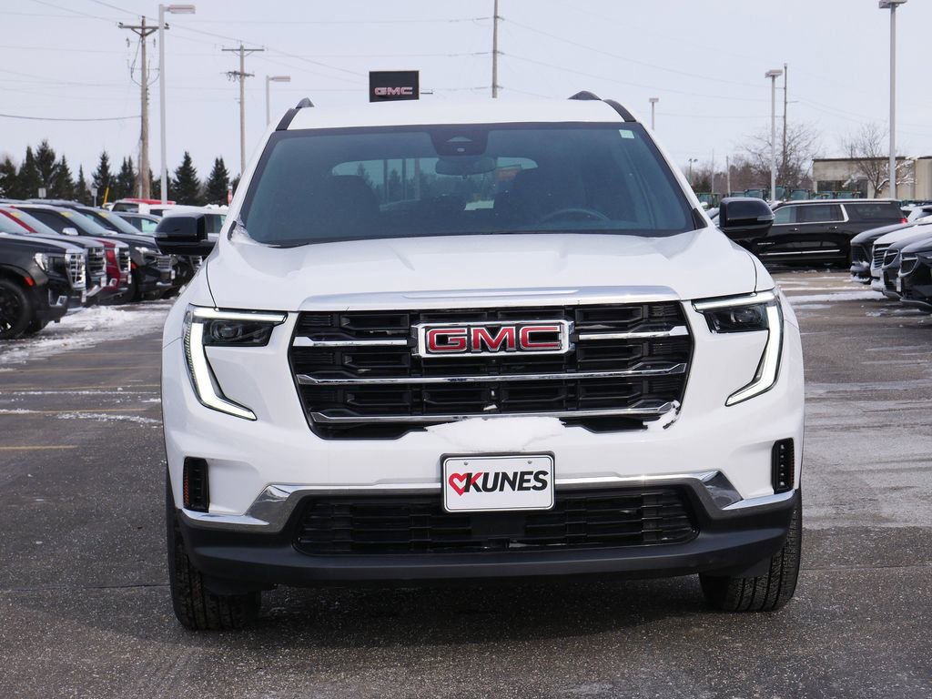 Used 2025 GMC Acadia Elevation image 2