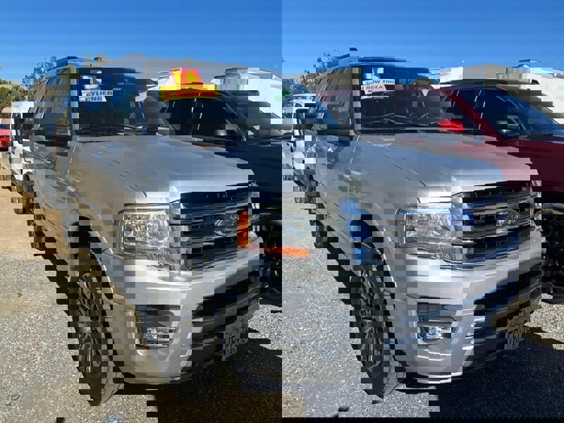 Used 2016 Ford Expedition XLT image 22