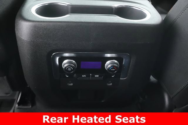 Used 2024 GMC Yukon AT4 w/ Technology Package image 30
