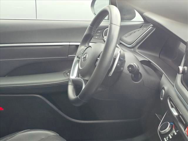 Used 2020 Hyundai Sonata Limited FWD image 32