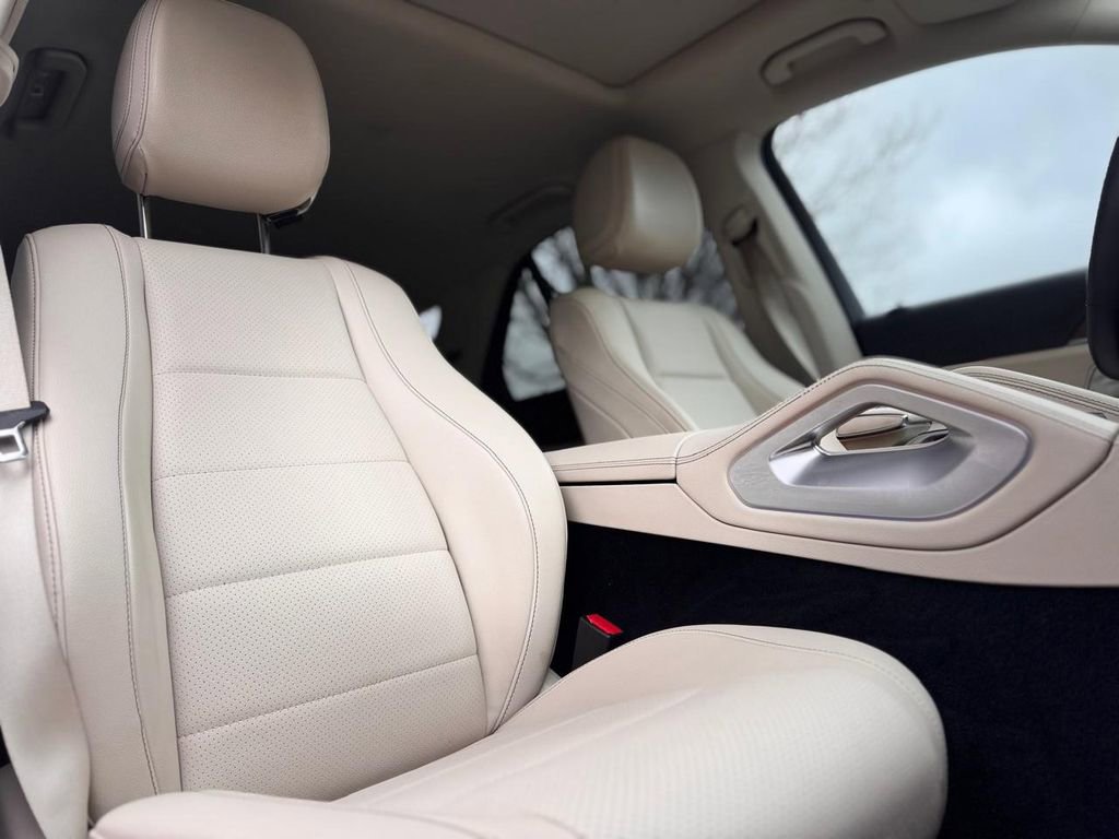 Used 2022 Mercedes-Benz GLE 350 4MATIC image 26