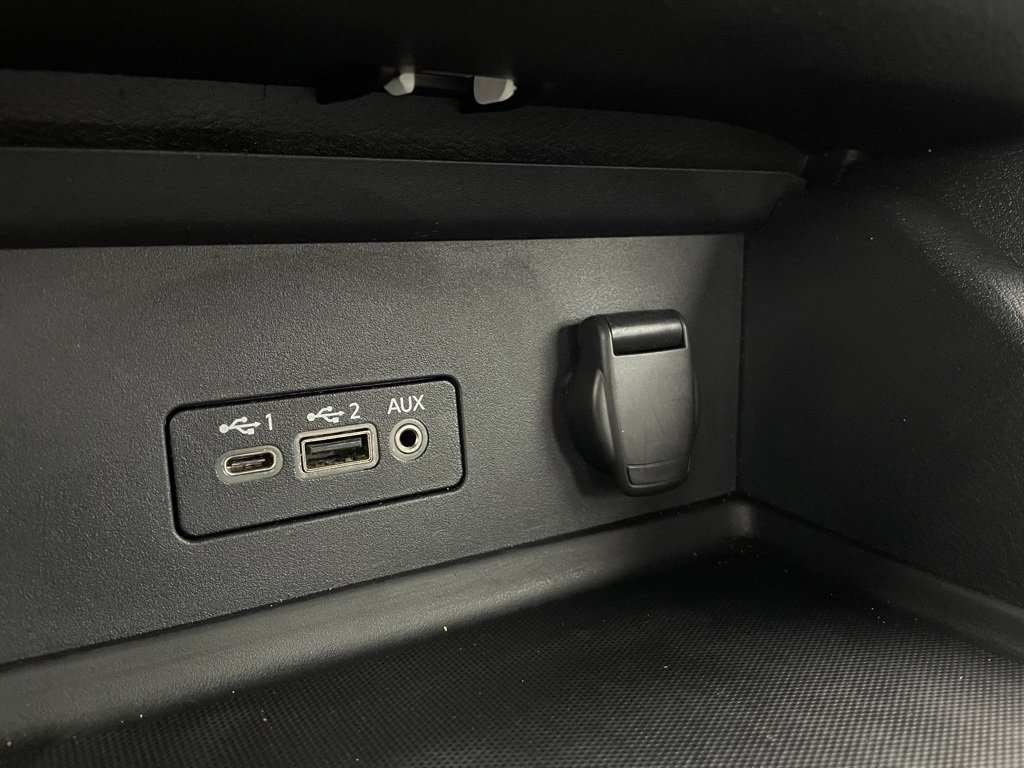 Used 2023 Nissan Sentra SV image 18