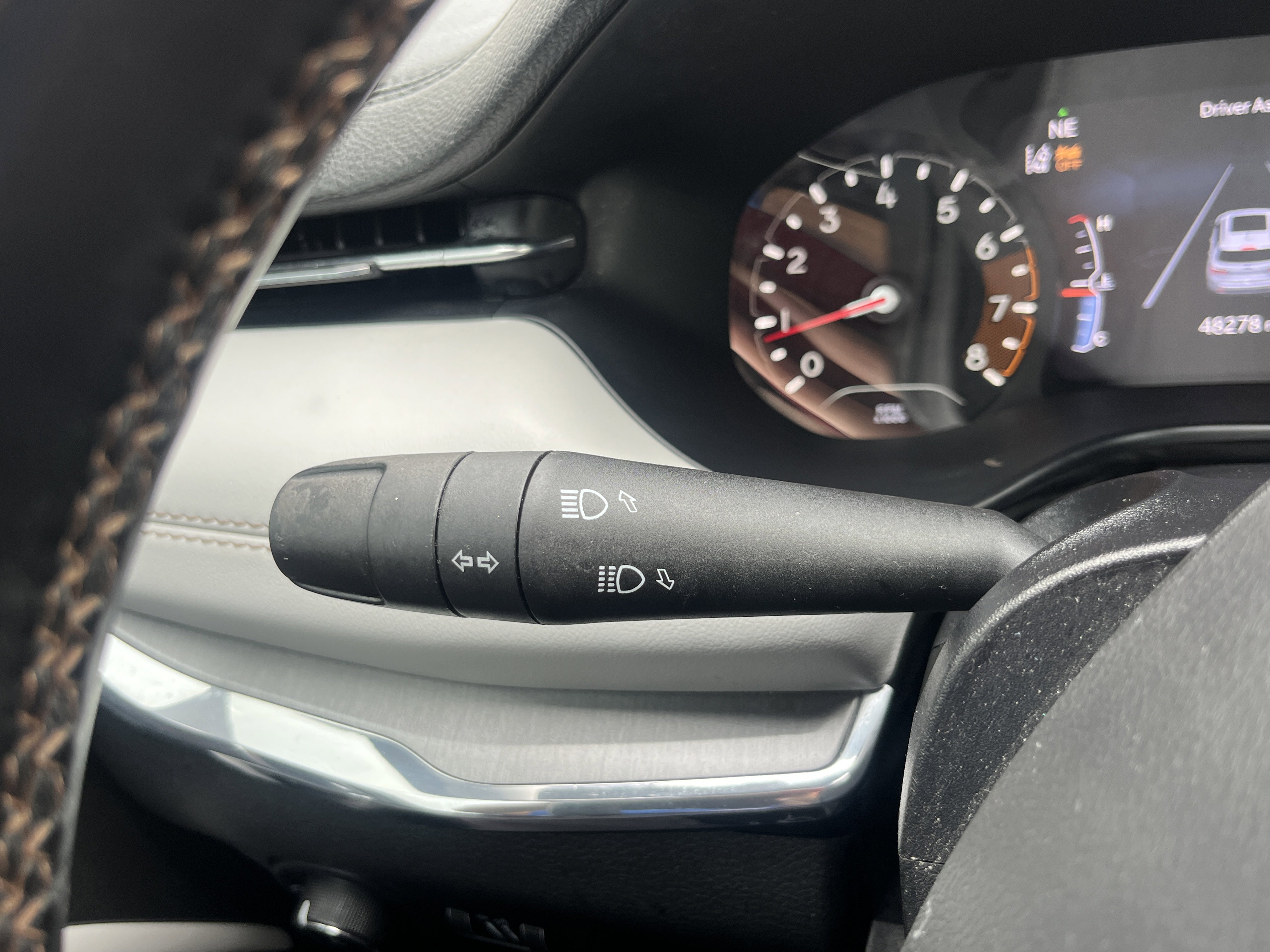 Used 2022 Jeep Compass Limited image 21