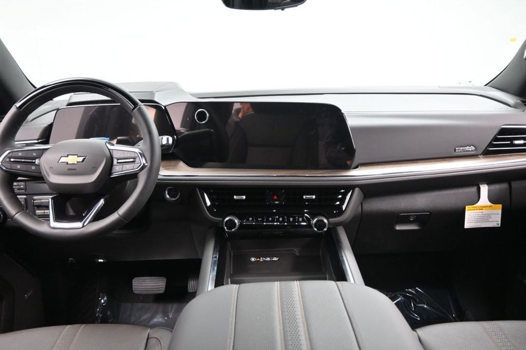 New 2026 Chevrolet Tahoe High Country AWD/4WD image 24