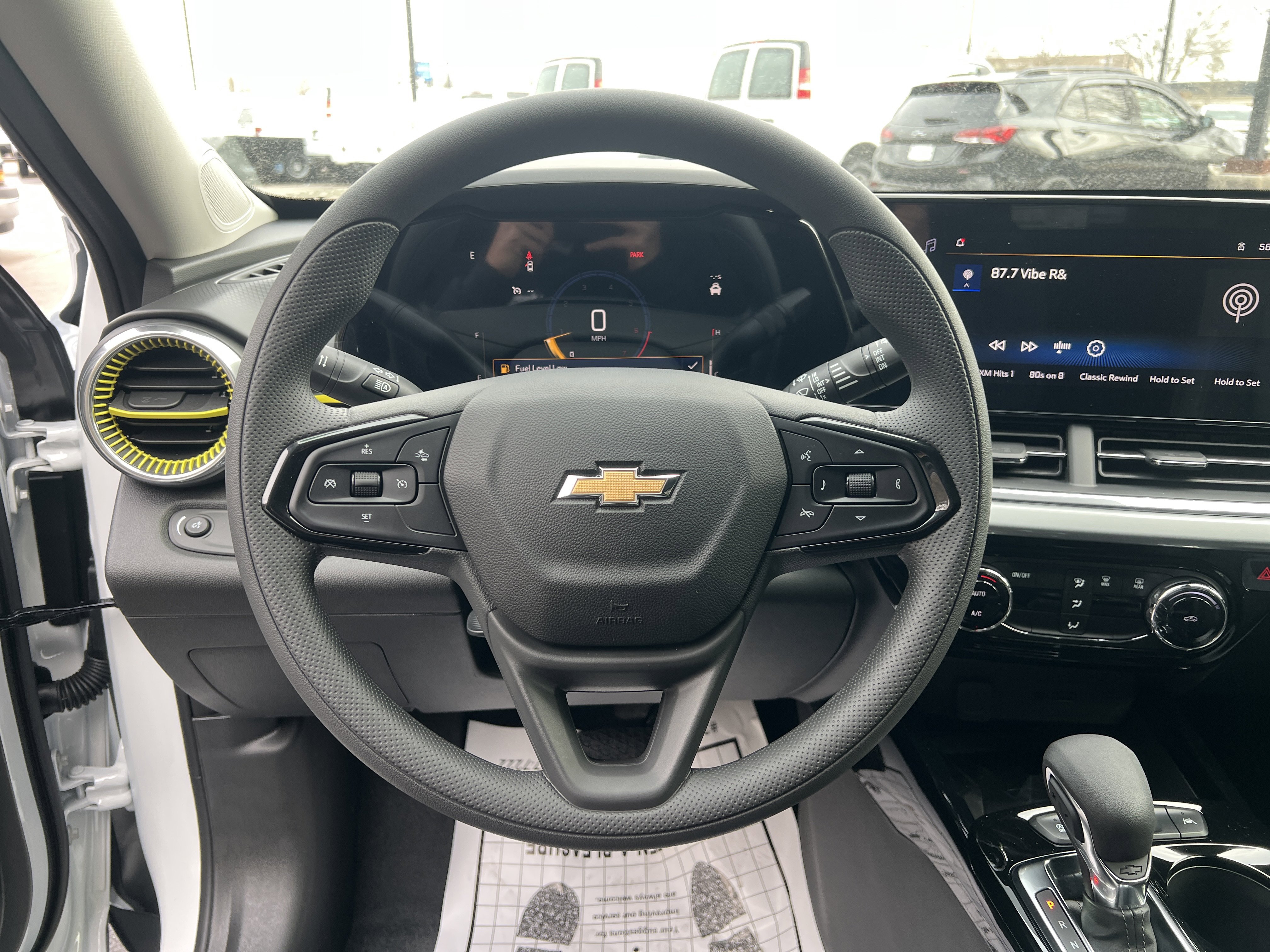 New 2026 Chevrolet Trax LT w/ Sunroof Package image 19