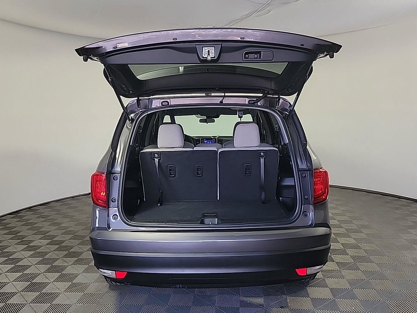 Used 2016 Honda Pilot EX image 6