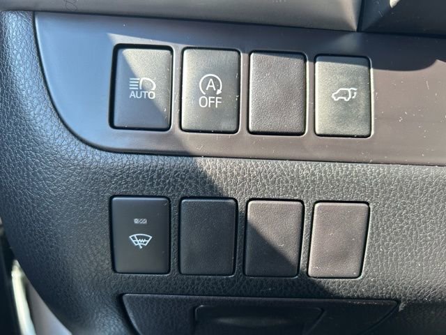 Used 2019 Toyota Highlander XLE image 27