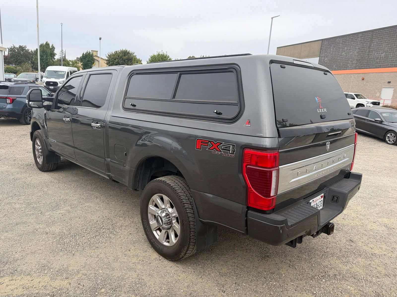 Used 2020 Ford F250 Platinum w/ FX4 Off-Road Package AWD/4WD image 3