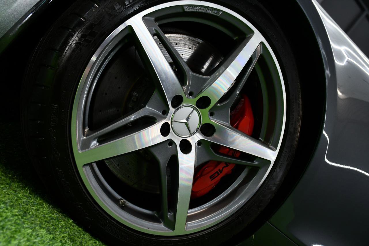 Used 2018 Mercedes-Benz AMG GT S image 2