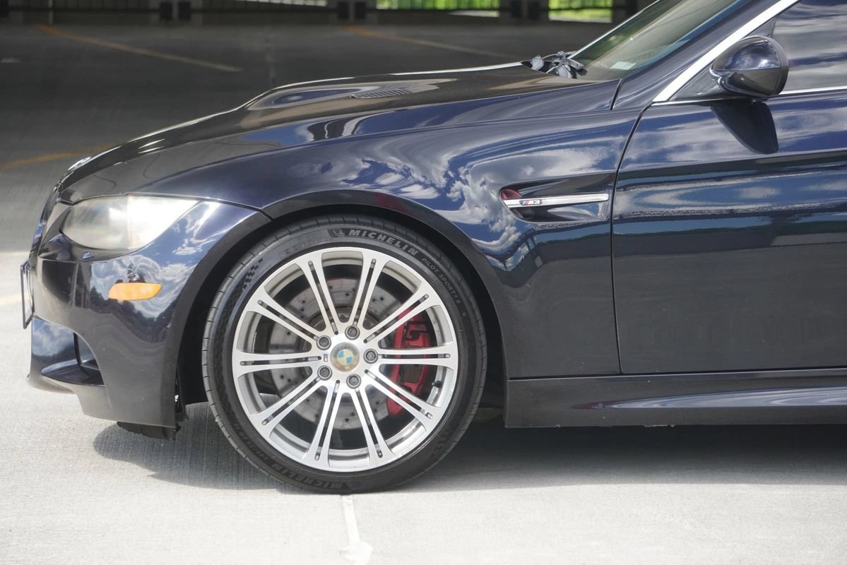 Used 2011 BMW M3 Convertible RWD image 28