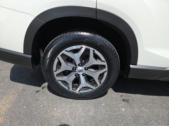 Used 2023 Subaru Forester Premium image 25