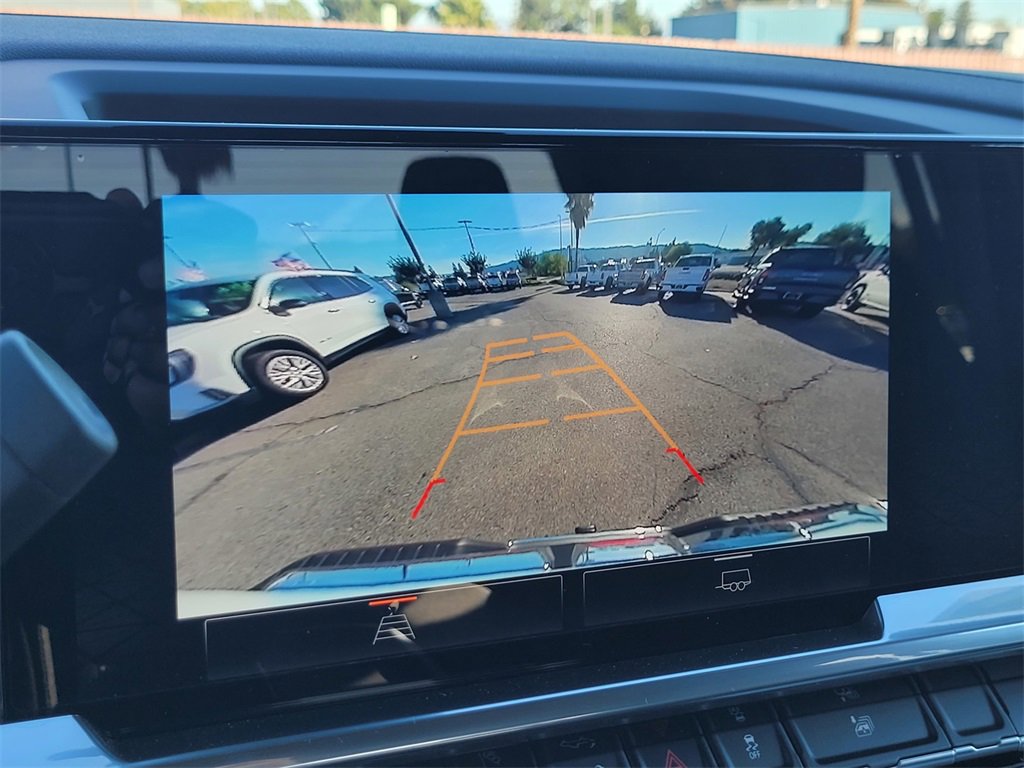 New 2026 GMC Sierra 2500 SLE w/ SLE Value Package; image 14