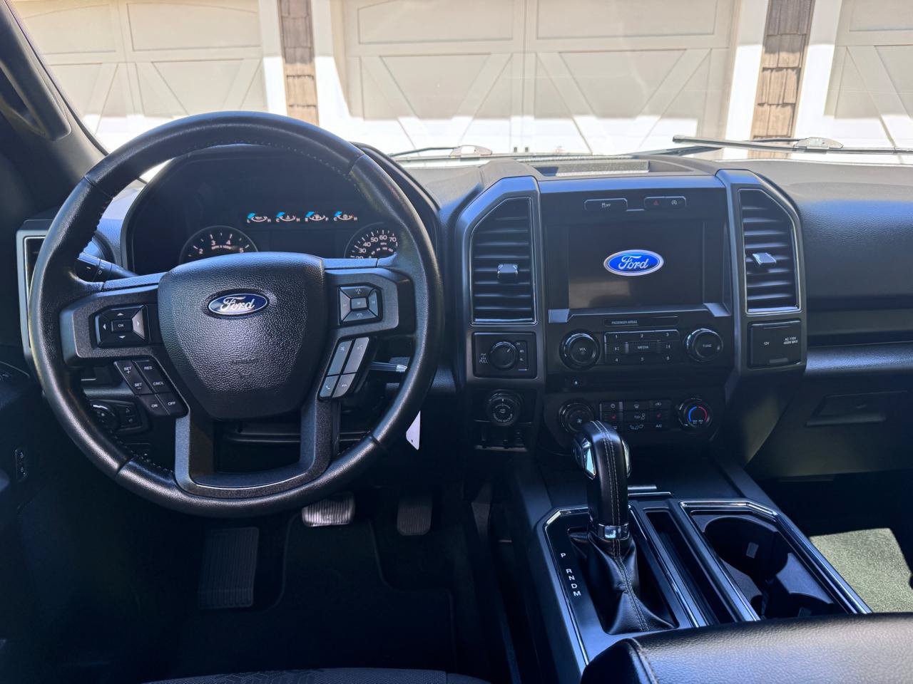 Used 2018 Ford F150 XLT w/ Equipment Group 302A Luxury AWD/4WD image 14