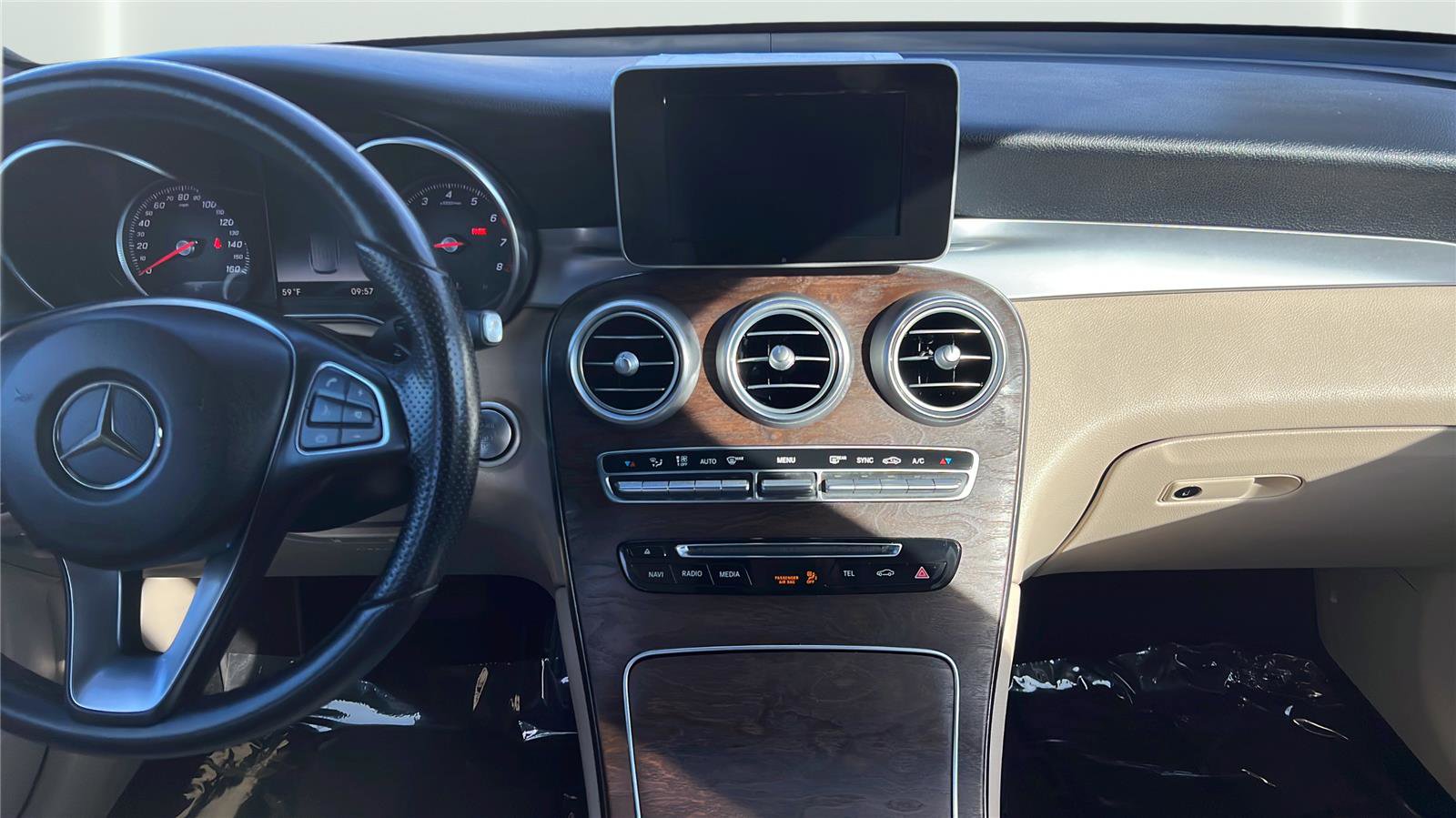 Used 2018 Mercedes-Benz GLC 300 image 10