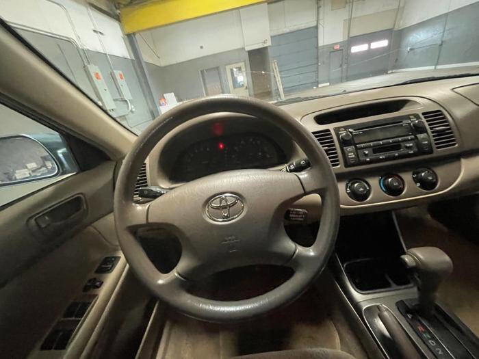 Used 2003 Toyota Camry LE image 33