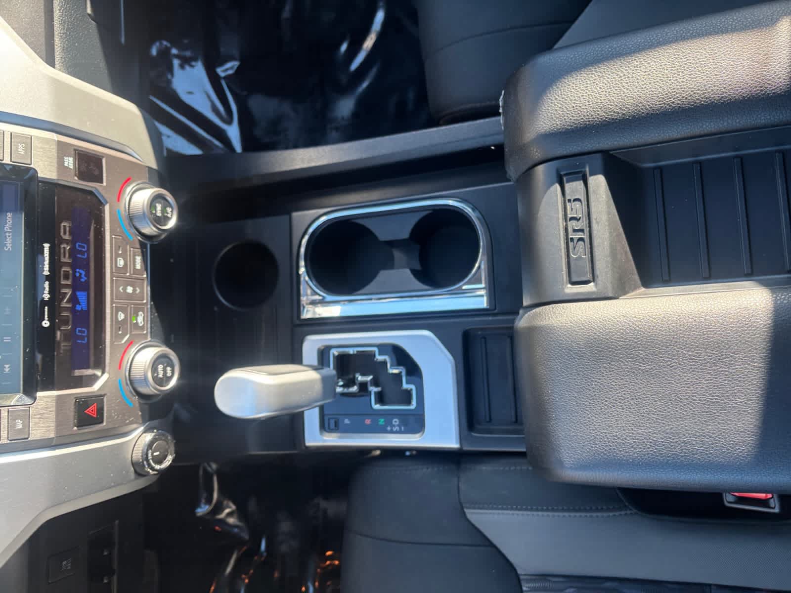 Used 2020 Toyota Tundra 4x4 CrewMax image 15