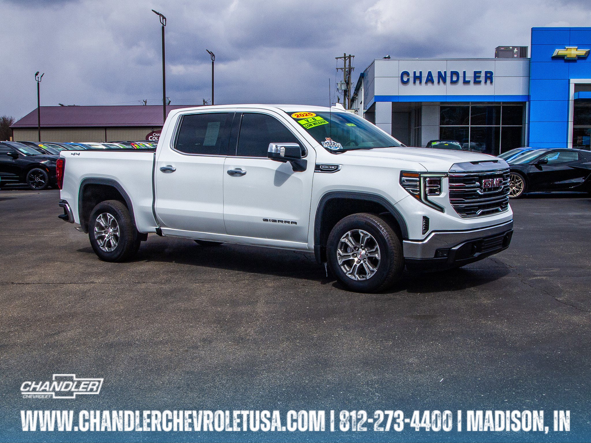 Used 2025 GMC Sierra 1500 SLT image 1
