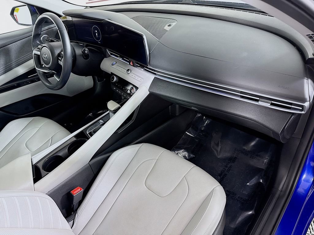 Certified 2023 Hyundai Elantra Limited image 31
