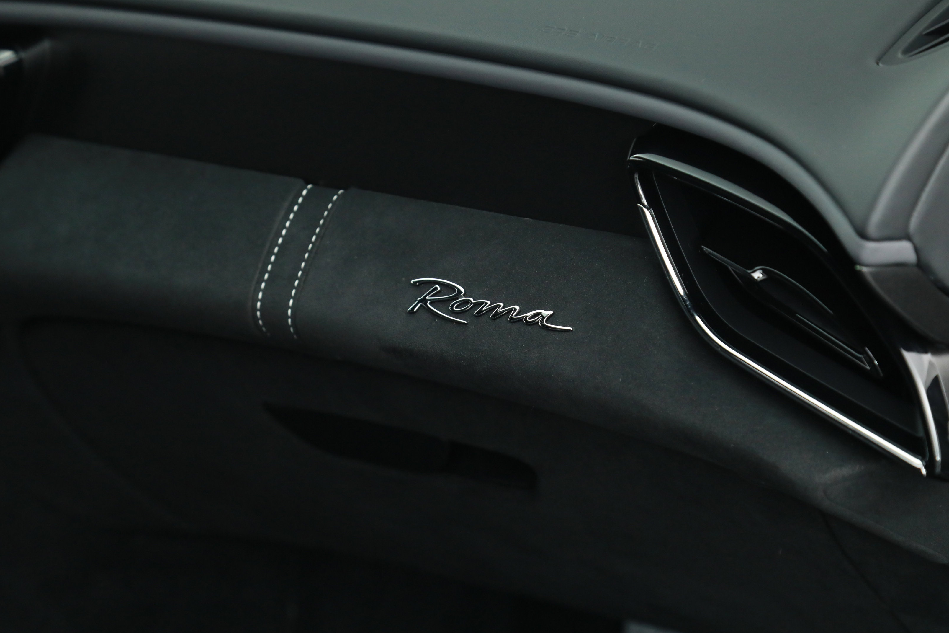 Certified 2023 Ferrari Roma image 19