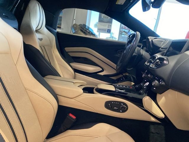 Used 2023 Aston Martin V8 Vantage Roadster image 23