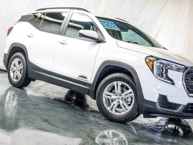 Certified 2022 GMC Terrain SLE w/ Driver Convenience Package AWD/4WD image 5